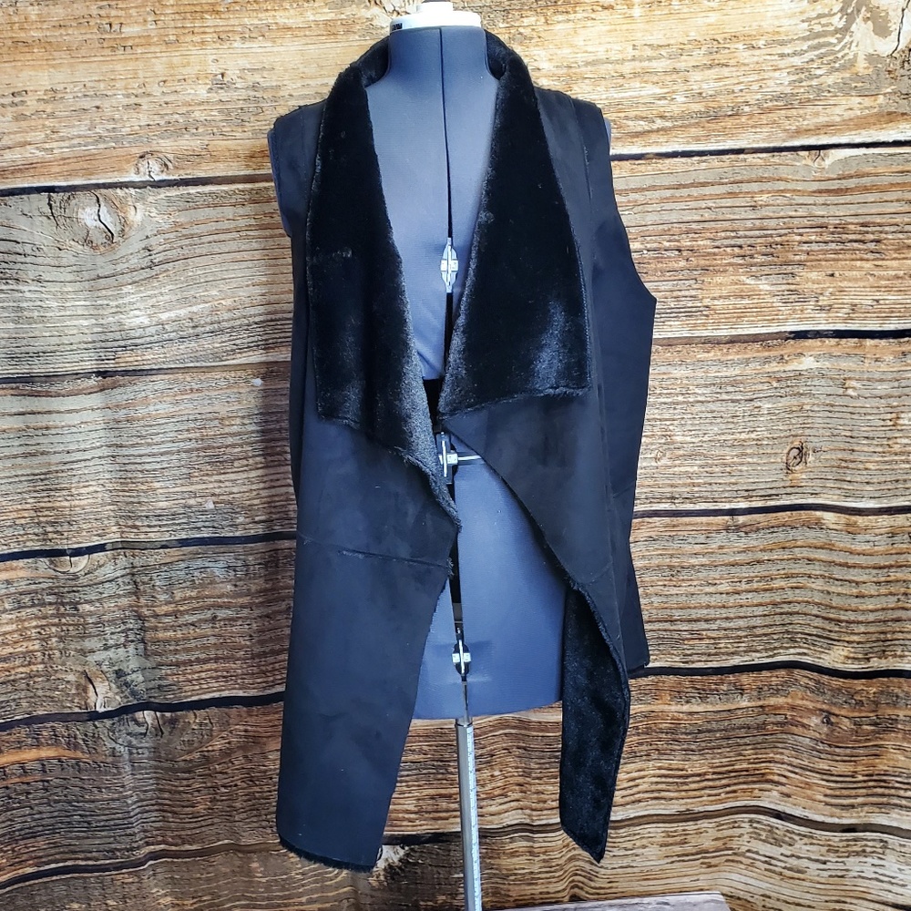 Bisou Bisou Black Faux Fur Vest 2X